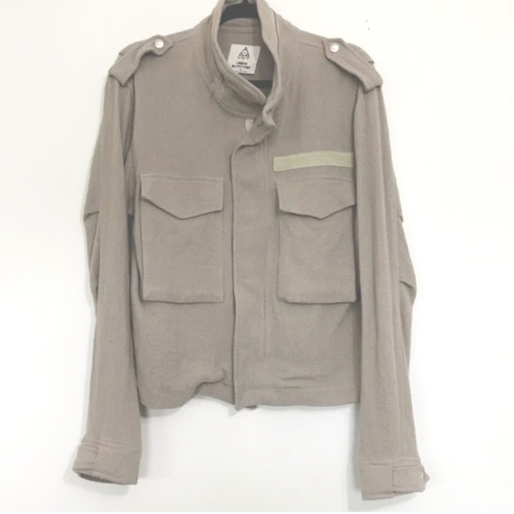 UNIF x UO Utility Linen Jacket - Picture 6 of 8